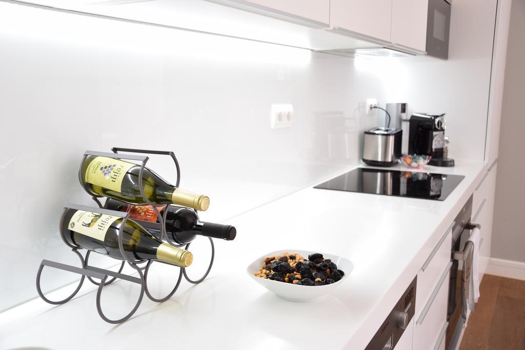 Luxury Apartment By Hi5 - Szervita Suite Budapeşte Dış mekan fotoğraf