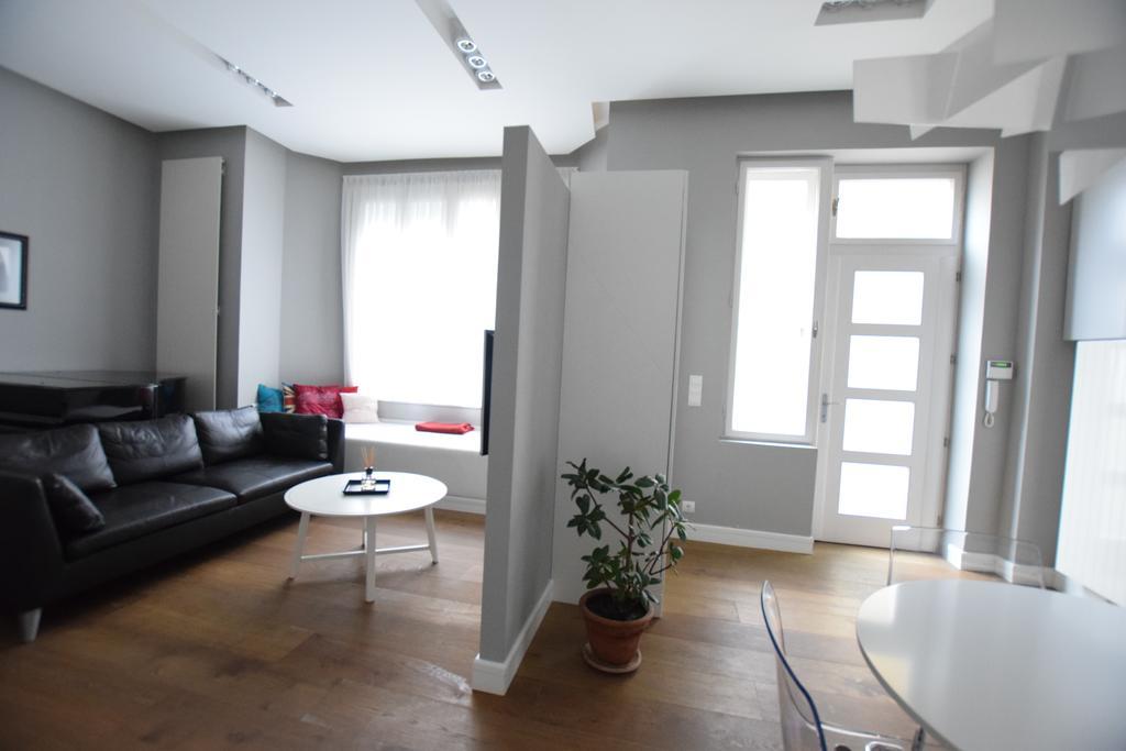 Luxury Apartment By Hi5 - Szervita Suite Budapeşte Dış mekan fotoğraf