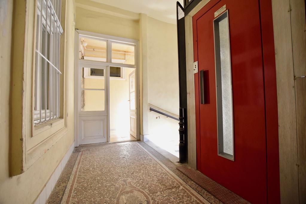 Luxury Apartment By Hi5 - Szervita Suite Budapeşte Dış mekan fotoğraf