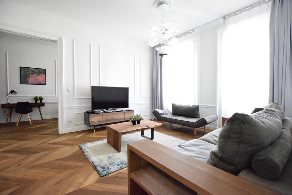 Luxury Apartment By Hi5 - Szervita Suite Budapeşte Dış mekan fotoğraf