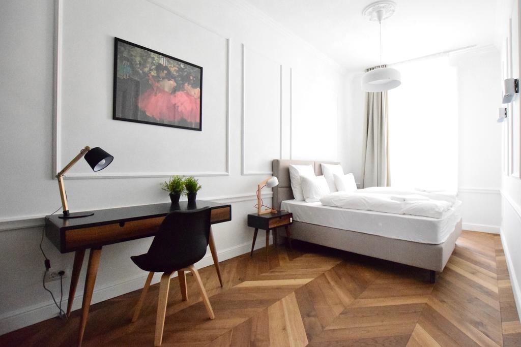 Luxury Apartment By Hi5 - Szervita Suite Budapeşte Dış mekan fotoğraf